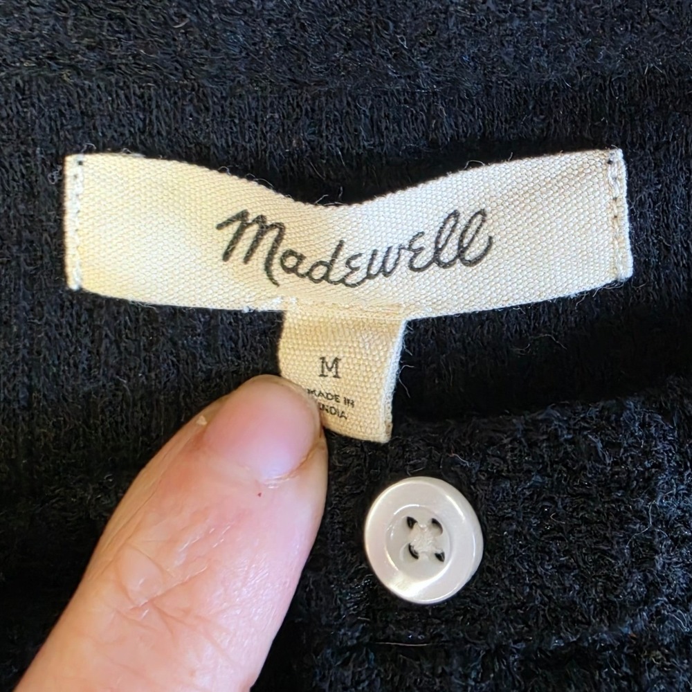 Madewell Minimalist 90s Chic Knit Button-Front Vest Black Quiet Luxury M Goth - Picture 2 of 7